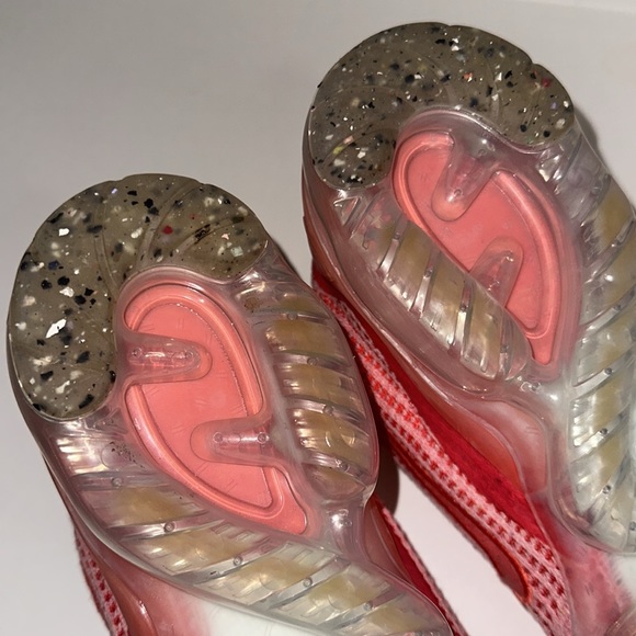 Nike Air Vapormax 2021 Flyknit red women’s size 7.5 - Picture 14 of 15